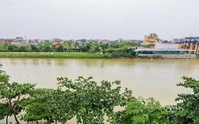 Blue River Hotel